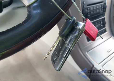 2010 Cadillac Escalade Esv Platinum Edition из США, поврежденный, VIN 1GYUKKEF2AR184319